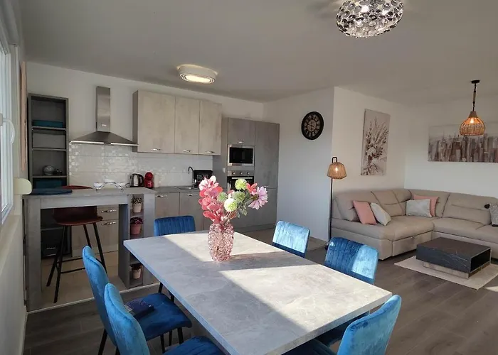 Apartment Gold And Silver *